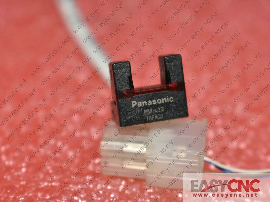 PM-L25 PANASONIC SENSOR SLOT Optical Sensor USED